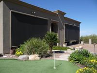 Persianas Verticales Metálicas Integradas con Sistema Motorizado, Impermeables, para Exteriores, para Patio, Balcón o Terraza