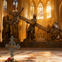 Statue décorative chrétienne catholique en laiton, sculpture en bronze grandeur nature de Jésus tombant pour la première fois, pour les stations de prière