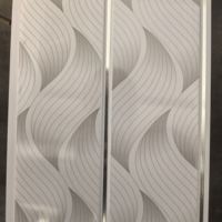 Panel de Techo de PVC Perforado Impermeable e Ignífugo de 200x6mm para Diseño de Techo Falso en Baños y Decoración de Interiores