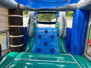 Château gonflable avec toboggan, en promotion, pour location commerciale en extérieur lors de fêtes - Product Image 3