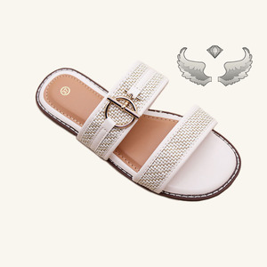 High-quality Fashionable Retro Casual Slip-on Breathable Lightweight Durable Wholesale Women's Sandals and <b>slippers</b> - Product Image 4