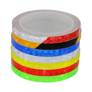 Adesivo Riflettente per Veicoli, Nastro di Sicurezza Notturna 1cm, Pellicola Riflettente a Nido d'Ape per Auto, Biciclette e Moto - Product Image 3