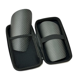 <span class=keywords><strong>Espinilleras</strong></span> de Fibra de <span class=keywords><strong>Carbono</strong></span> para Fútbol, para Adultos y Equipos, Venta al Por Mayor - Product Image 4