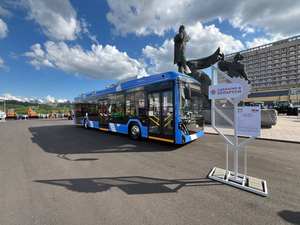 Autobús Eléctrico de Alta Capacidad Modelo 321 Serie OLGERD con Sistema de Conducción Autónoma y Diseño de Confort para Pasajeros - Product Image 3