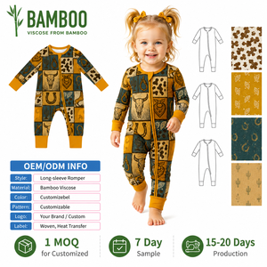 Pigiama a Maniche Lunghe per Neonati e Bambini in Bambù con Stampa Paperino, Personalizzabile, Confortevole e Delicato sulla Pelle - Product Image 3