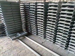 Customized Stainless Steel and Cast Iron <b>Hoist</b> Gate With Pump Motor for Flood Control Two-way Water Stop Customized Size Color C - Product Image 6