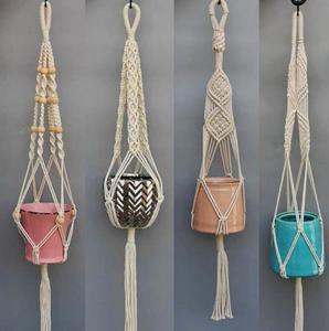 Colgadores de Macramé Hechos a Mano para Plantas - Product Image 1
