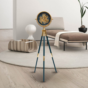 Orologio da Terra con Ingranaggi in Movimento Stile Europeo, Design Moderno in Metallo per Arredamento Soggiorno - Product Image 2