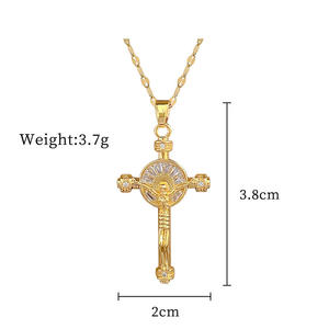 Toutes sortes de pendentifs en plaqué or 18 carats pour femmes hommes incrustation de zircon chaîne plate en acier inoxydable bijoux à breloques micro-pavé - Product Image 2