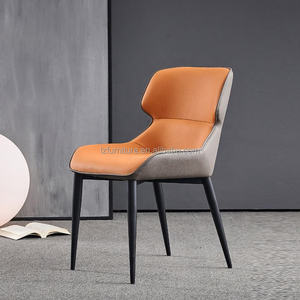 Silla de Comedor Moderna Nórdica de Alta Calidad con Respaldo Alto en Cuero Sintético para Restaurante - Product Image 4