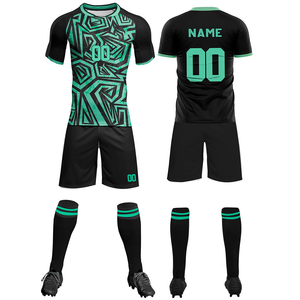 Produzione Personalizzata di Maglie da Calcio di Alta Qualità, Set di Uniformi da Calcio per Uomo, <span class=keywords><strong>Kit</strong></span> Uniforme da Calcio Retrò, Vendita all'Ingrosso di Abbigliamento Sportivo - Product Image 1