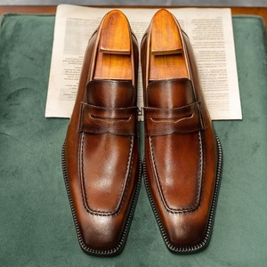 Nuevos Zapatos Casuales de Moda para Hombre, Hechos a Mano, de Cuero Vacuno de Grano Completo, de Alta Calidad y Lujo, Mocasines Hechos a Mano, Sin Cordones, para Otoño - Product Image 1