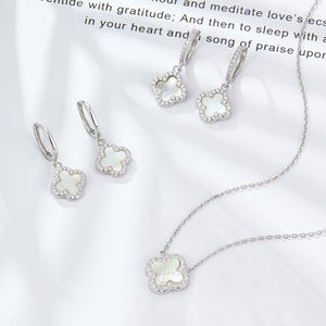 مجوهرات من الفضة الإسترلينية طراز كلاسيكي S925 ، أقراط من أربع أوراق برسيم بقشرة الأم الطبيعية - Product Image 3