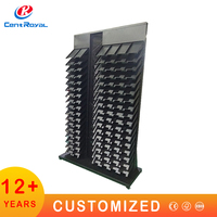 Présentoir sur pied rotatif noir chromé de style industriel pour carreaux de céramique, marbre et pierre, personnalisable