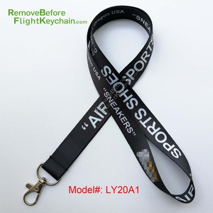 Lanières en polyester personnalisées à sublimation thermique, économiques et de qualité usine, avec porte-badge en PVC rigide - Product Image 1
