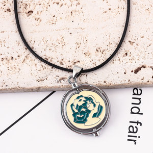 Collar con Colgante <span class=keywords><strong>de</strong></span> Rosa Giratorio Inspirado en el Juego League of Heroes, Cadena <span class=keywords><strong>de</strong></span> Cordón Negro Esmaltado, Joyería para Regalo <span class=keywords><strong>de</strong></span> Fans - Product Image 4