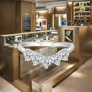 Bague en moissanite classique ronde taille brillant en forme de V pour femme en argent sterling 925 - Product Image 3