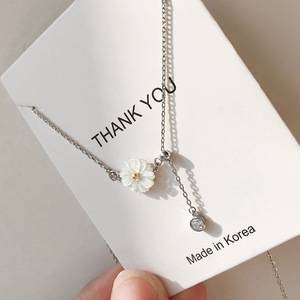 Forest Themed Seashell Daisy Pull Out Necklace Stainless Steel Flower Pendant Gift Jewelry Made In Korea - Product Image 3