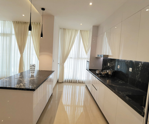 ตู้ครัวสำเร็จรูปทันสมัยสำหรับร้านอาหาร ชุดตู้ครัวไม้แบบโมดู<span class=keywords><strong>ล</strong></span>าร์ พร้อมเคาน์เตอร์หินอ่อน - Product Image 2