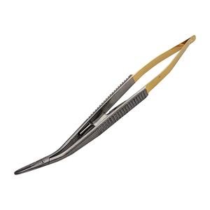 Porte-aiguille Castroviejo de 5.5 pouces avec inserts en carbure de tungstène coudé à 60 degrés en acier - Product Image 3