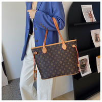 Sac bandoulière de luxe coréen pour femme, élégant, grand format, avec fermeture éclair et motif lettre, style mode ouvert