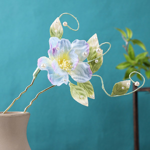 Nouvelle épingle à cheveux classique de style chinois avec dégradé de fleurs violettes, coiffe pour robe de mariée, cheongsam rétro de style chinois - Product Image 3