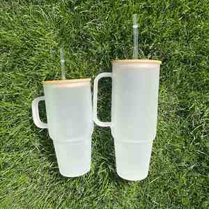 Vaso de Vidrio para Auto de 40 oz con Asa y Pajita Desmontable para Beber Fácilmente Mientras Conduces - Product Image 2