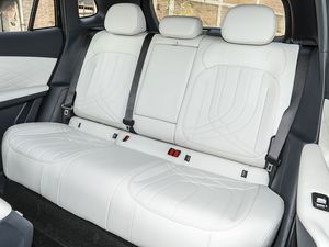 Oferta Especial Envío Inmediato SUV Compacto Híbrido Enchufable de 5 Puertas y 5 Asientos para Galaxy Starship 7 EM-i 2025 Edición Exploration+ 120km - Product Image 6