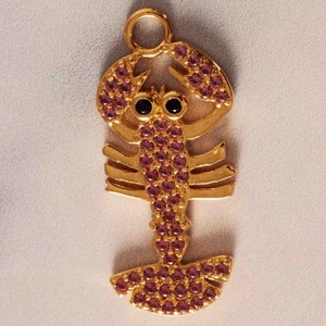 Colgante de Animales Marinos de Zirconia Chapado en Oro de Lujo, Bonito Colgante de Acero Inoxidable con Forma de Búho, Estrella de Mar, Gecko y Langosta para Mi Hijo - Product Image 3