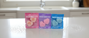 Esponja de limpieza suave con forma de corazón Nice Day para uso en el hogar, cocina y baño, en bolsa. - Product Image 2