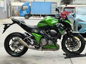 Moto de route d'occasion <span class=keywords><strong>Kawasaki</strong></span> Z800 à refroidissement liquide, réservoir de 17 L, performances puissantes pour la conduite sur autoroute et en montagne - Product Image 2