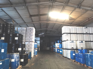 Parafina Clorada de Grado Industrial CP-52, 52% de Contenido de Cloro, Agente Auxiliar Químico Líquido (Retardante de Llama/Auxiliar) - Product Image 4