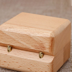 Cajas de Madera Maciza Pequeñas al por Mayor para Anillos de Boda y Almacenamiento de Pequeños Regalos - Product Image 3