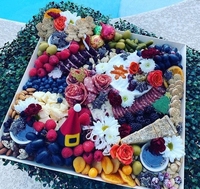 2024 nouvelles inventions cuisine personnalisée restauration luxe servant petit déjeuner pain Sushi Acacia bois plateaux alimentaires jetables