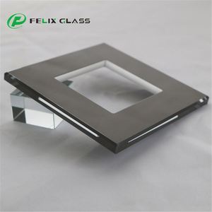 Felix Glass - Panneau en verre personnalisé pour interrupteur mural |   Cadre noir, couleur personnalisable - Product Image 1