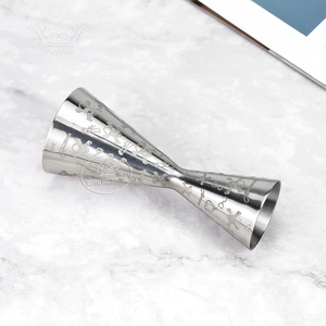 Khắc Khắc Quá Trình 30/45Ml Đôi Cocktail Jigger Nhật Bản Phong Cách Thép Không Gỉ 18/8 Mỏng Đo Thanh Jigger - Product Image 1
