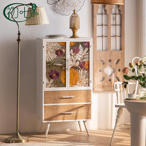 Armoire en verre émaillé français à 3 compartiments pour le rangement dans le salon, pour la décoration de la maison - Product Image 2