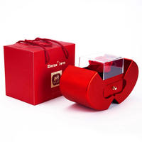 Cadeaux pour la fête des mères 2026 avec une fleur artificielle éternelle dans une boîte en forme de pomme avec collier MOM, boîte à bijoux avec rose éternelle préservée