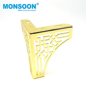 Patas Metálicas Triangulares MONSOON para Muebles, Diseño Industrial, Soporte Metálico Resistente para Mesa, Sofá, Decoración de Hogar y Oficina - Product Image 1