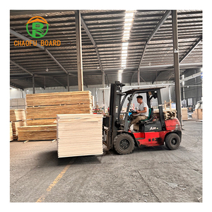 Venta al por mayor 4x8 paneles de <span class=keywords><strong>madera</strong></span> maciza 18mm de espesor chapa de abedul <span class=keywords><strong>madera</strong></span> contrachapada de álamo E0 moderno para la decoración de muebles para cocina Villa - Product Image 3