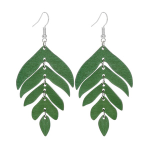 Pendientes de madera con forma de hoja verde, estilo bohemio, joyería de fiesta para mujer, accesorio de moda - Product Image 5