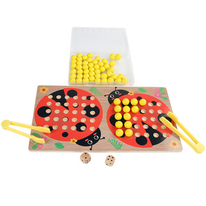 Perles pince <span class=keywords><strong>en</strong></span> <span class=keywords><strong>bois</strong></span> Montessori personnalisées pour enfants coccinelle jeu de société éducatif correspondant Interaction jouets de combat pour les enfants - Product Image 1