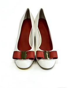 <span class=keywords><strong>Scarpe</strong></span> di Lusso <span class=keywords><strong>con</strong></span> Fiocco Rosso e <span class=keywords><strong>Tacco</strong></span> <span class=keywords><strong>Basso</strong></span>, <span class=keywords><strong>Eleganti</strong></span> in Pelle Bianca <span class=keywords><strong>con</strong></span> <span class=keywords><strong>Tacco</strong></span> Medio - Product Image 1