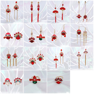 Originale in metallo retrò Peking <span class=keywords><strong>Opera</strong></span> CNY Chili lanterna orecchini da <span class=keywords><strong>donna</strong></span> stile tradizionale con tecnica smaltata - Product Image 3