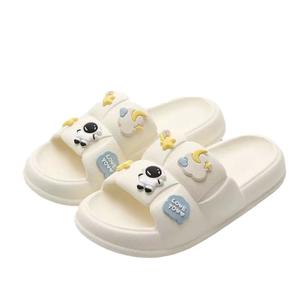 Pantoufles à semelle souple pour femmes portant des pantoufles antidérapantes à semelle épaisse d'intérieur pour chat tendance et mignon d'été - Product Image 6