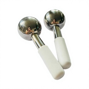 Rodillo masajeador de enfriamiento facial Globos de hielo de metal para ojos faciales Dispositivo de cuidado de la piel corporal con función manual - Product Image 4