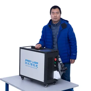 Mesin pembersih laser genggam portabel, ukuran kecil 100W serat laser pembersih karat untuk pipa logam pembersih oksida baja tahan karat