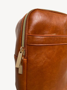 Sac à langer portable en PU personnalisé, résistant à l'eau, facile à nettoyer, organiseur de lingettes pour bébé, sac à bandoulière convertible, distributeur de lingettes humides - Product Image 5