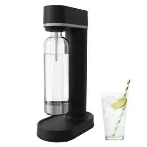 Machine de vente chaude fabricant d'eau pétillante portable fabricant de soda à économie d'énergie à domicile avec bouteille de soda gratuite