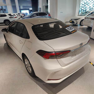 Voiture d'occasion FAW Toyota <span class=keywords><strong>Corolla</strong></span> HEV 1.8L E-CVT Pioneer Conduite à gauche 5 portes 5 places Berline hybride à double moteur Économie de carburant - Product Image 4